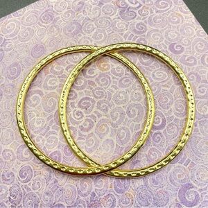 Gold Tone Bangles Interlocking Pair Shiny Texture Bracelets